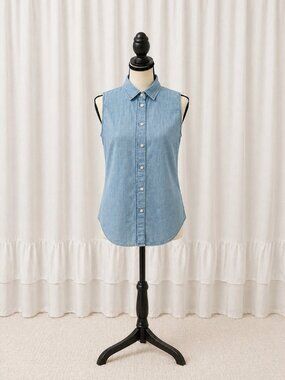 J.Crew Light Blue Chambray Button Down Tank Top Sleeveless Size S